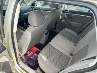 Volkswagen Golf - 9