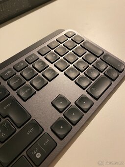 [V ZÁRUCE] Logitech MX Master 3S a MX Keys S, CZ/SK layout - 9
