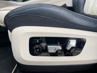 BMW X5 M50i - 9