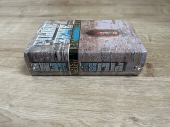 Kniha Pilíře země Ken Follett - NOVÁ - 9