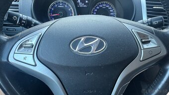 Hyundai IX20 - 9