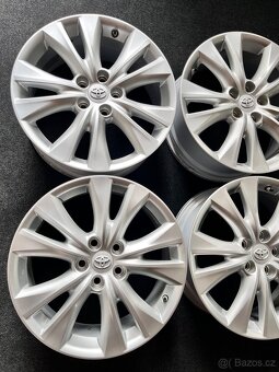 Toyota RAV4 - 4. Generace alu originál sada disku - ET45 - 9