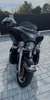 Harley Davidson - 9