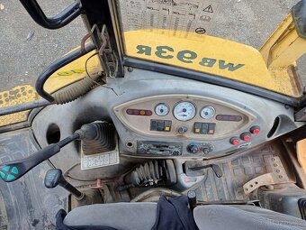 KOMATSU WB 93 R-2 traktorbagr 4x4 - 9