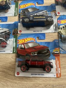 Hotwheels SUV - 9