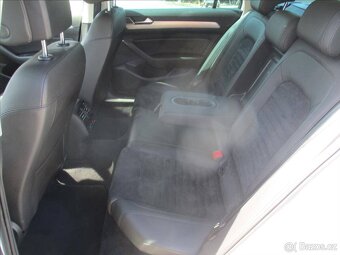 VW PASSAT TDI 140kW 4X4 DSG HIGHLINE 2018 CZ DPH - 9