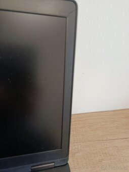 Dell 5590 i5 / 8 GB / 256 SSD / Windows 11 - 9