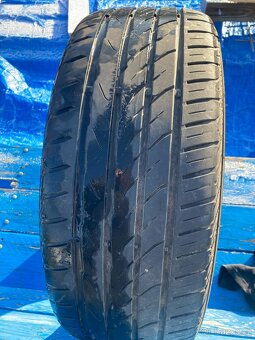 Uniroyal The rain tyre 205/50 R15 86V 8mm - 9