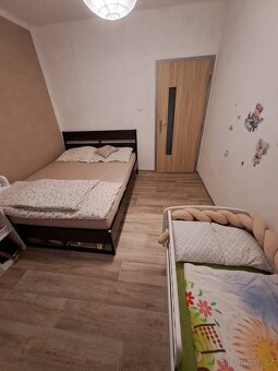 Pronájem 2+1 Vsetín Sychrov - 9