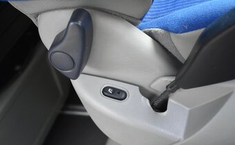 HEZKÝ OPEL VIVARO 2.5 CDTI -- WESTFALIA -- WEBASTO -- SPANÍ - 9