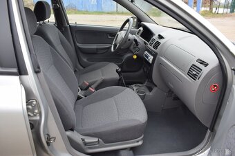Kia Rio 1,3i SUPER STAV,PO SERVISU - 9