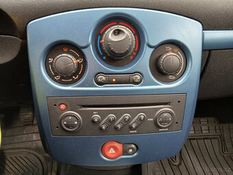 Renault Clio 1.2i PĚKNÝ STAV serviska - 9