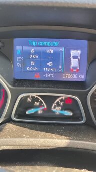 Ford Focus 1.6 TDCi, kombi, 85kW, 2013 - 9