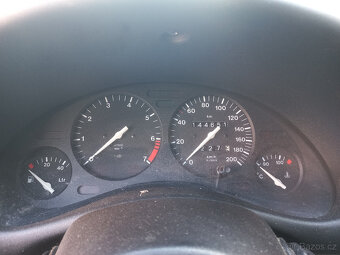 Opel Corsa 1.4i AUTOMAT - 9