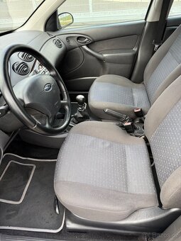 Ford Focus 1.8TDDI - 9