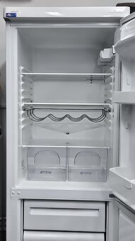 Lednice s mrazákem SAMSUNG, kombinovaná, Whirlpool - 9