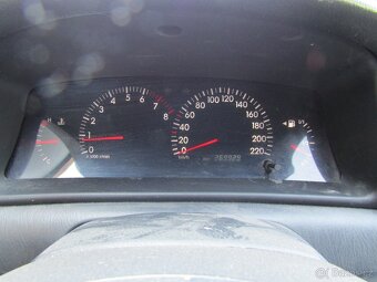 Toyota Corolla 1.6 16V CZ PŮVOD - 9