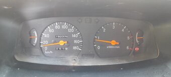 Mitsubishi L200 - 9