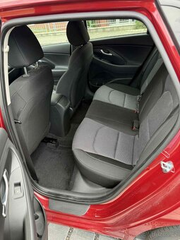 Hyundai i30 1.5i 2023 | Automat | 13 319 km | Záruka do 2028 - 9