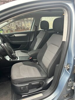 VW Passat Alltrack 2.0 TDI 4x4 Manuál - 9
