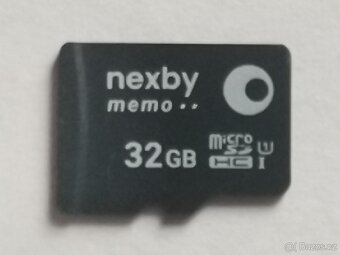 Autokamera na zpětné zrcátko - 9