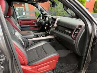 DODGE RAM REBEL HEMI HARDTOP OFFROAD PAKET - 9