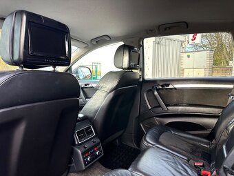 AUDI Q7 4.2 FSI 257KW 7 MÍST - 9
