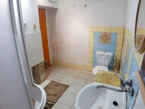 Přetvořte si tento dům k obrazu svému - RD Kyjov - 9