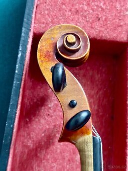 Prodám staré housle 4/4 Antonius Stradivarius - 9