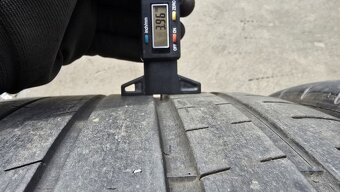 Letní pneu 265/35/19 Michelin - 9