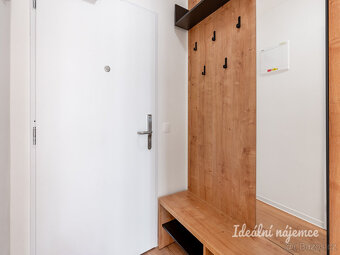 Pronájem bytu 1+kk, Na Větrníku, Břevnov, 15004 Kč/měs, 27 m - 9