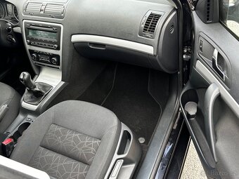Škoda Octavia II facelift 1.6TDi, r.2012, serviska - 9