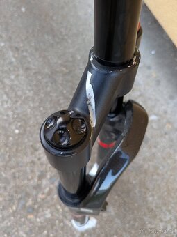 26" vidlice DT Swiss XRC 80 - 9