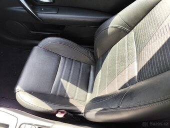RENAULT LAGUNA COUPE 3.0dCi V6 173kW - 9