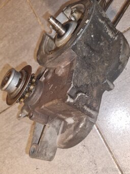 Polomotor babetta 215 - 9