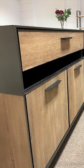 Komoda LUGAL 180 cm – masivní elegán - 9