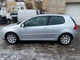 Volkswagen Golf, 1.6 FSI Sportline,nové rozvody - 9
