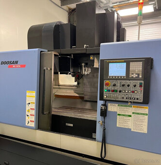 Obráběcí centrum Doosan MV3016, rok výroby 2008, CNC VMC - P - 9