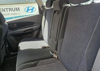Hyundai Tucson 2.0-4x4-TAŽNÉ 1,6t-NÍZKÉ KM - 9