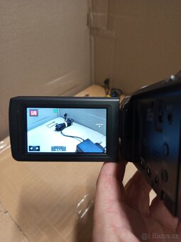 PANASONIC HC-V720 - 9