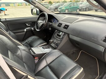 Volvo XC90 D5 136 kW | 2010, 4x4, AUT, 7míst | XENONY, TAŽNÉ - 9