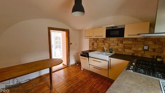 Prodej RD 2+1 Vyškov - Rychtářov se zahradou, dvorem a pergo - 9