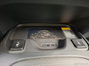 Toyota Corolla TS 2.0 Hybrid, Executive, odhlučněno, 135kW - 9