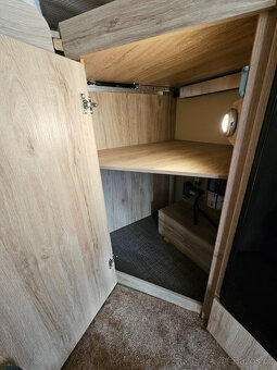 Polointegr. obytný vůz EuraMobil 696, ALDE, tažné, odp.DPH - 9