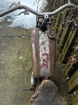 Jawa robot konvolut dílu - 9