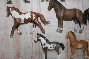 Figurky koní Schleich VIII - 9