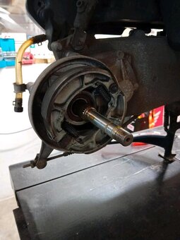 Skútr Honda Dylan 125 - 9