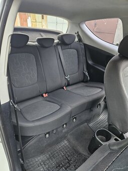 Hyundai i20, 1.2 2009 - 9
