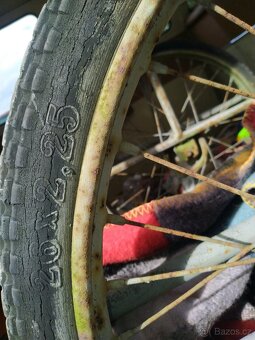 Kára s kolama z motocyklu.. - 9