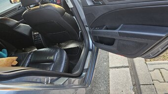 Škoda superb 2 combi DSG 2.0tdi125KW 2011 - 9